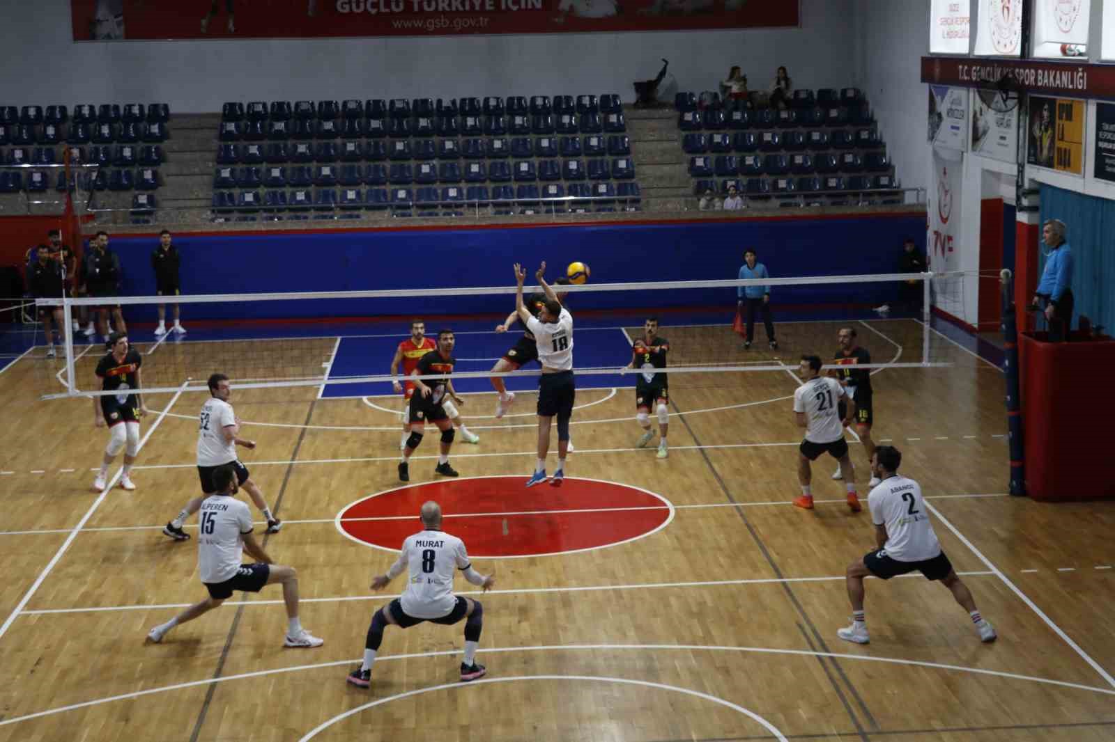 Düzce Belediyesi Spor Akademisi evinde Niksar Belediyespor’u 3-1 ile geçti 8 duzce belediyesi spor akademisi evinde niksar belediyesporu 3 1 ile gecti 4 YQyXMGhn