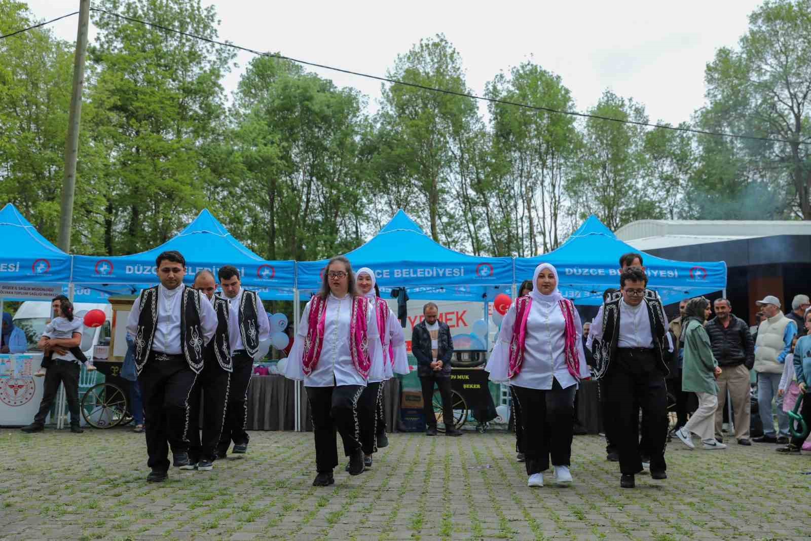 duzce belediyesinden engelsiz yasam piknigi 3 gSDmfVrt