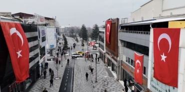 duzce-birlik-oldu-sokaklar-turk-bayraklari-ile-donatildi-ReFOFFtk.jpg