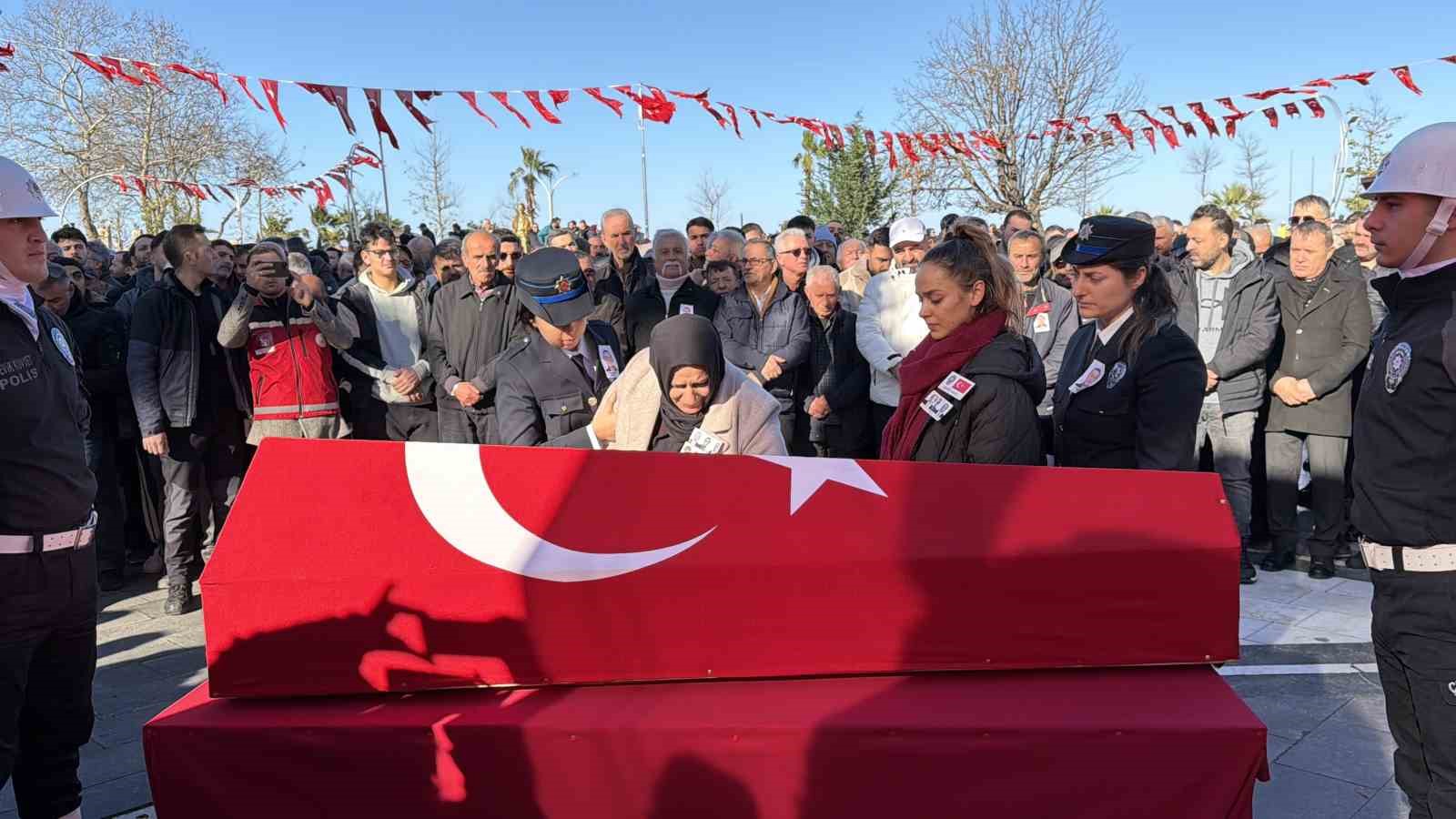 duzce sehit turgut kulunku son yolculuguna ugurluyor 0 i73lZ5iC