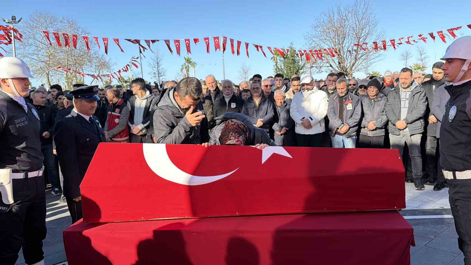duzce sehit turgut kulunku son yolculuguna ugurluyor 2 XJR3WAmB