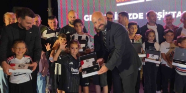 duzcede-100-cocuk-genbesiktas-ailesine-katildi-sAHOImAt.jpg