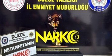 duzcede-100-gram-uyusturucu-ele-gecirildi-3-kisi-tutuklandi-6yiiVSql.jpg