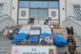 Elazığ’da kontrolden çıkan cip köprüden dereye uçtu: 3 yaralı 1 thumbnail