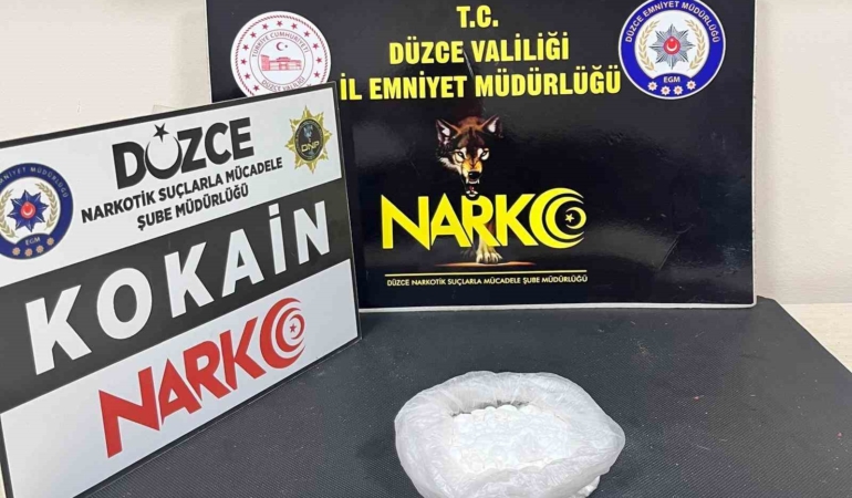 duzcede-650-bin-tl-degerinde-uyusturucu-madde-ele-gecirildi-vVmti47V.jpg