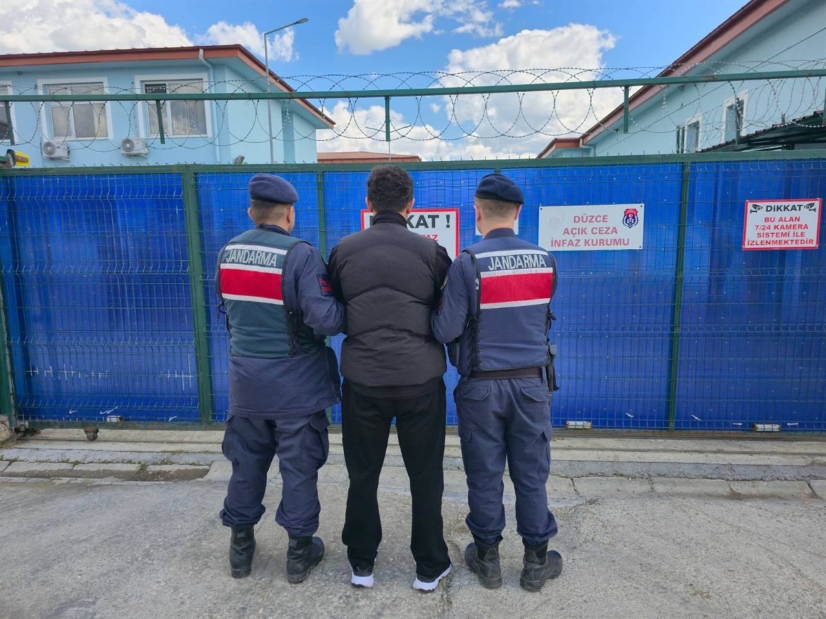 Düzce’de aranan 21 kişi tutuklandı 4 duzcede aranan 21 kisi tutuklandi 0 CGRCKPkb