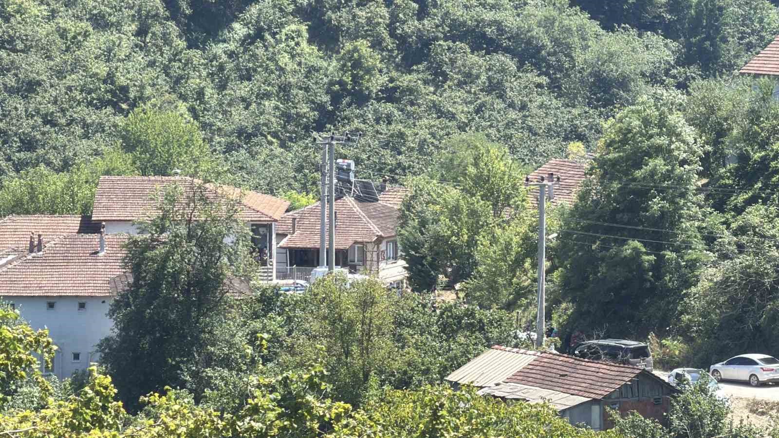 duzcede arazi kavgasi kanli bitti yengesini pompali tufekle oldurdu 2 mkcMFSkw