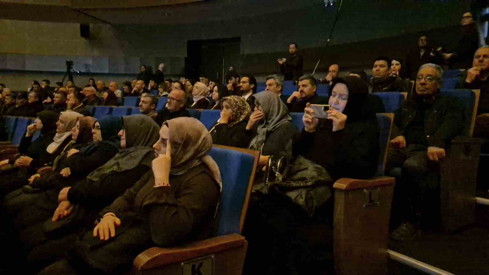 duzcede bedel adli belgeselin gosterimi yapildi gozyaslari sel oldu 1 skUBL1Na