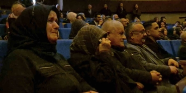 duzcede-bedel-adli-belgeselin-gosterimi-yapildi-gozyaslari-sel-oldu-35A8x19Q.jpg