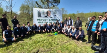 duzcede-devlet-bahceli-hatira-ormanina-fidan-dikildi-IJqEuQJG.jpg