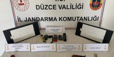 duzcede-jandarmadan-uyusturucu-operasyonu-wyCBqFH8.jpg