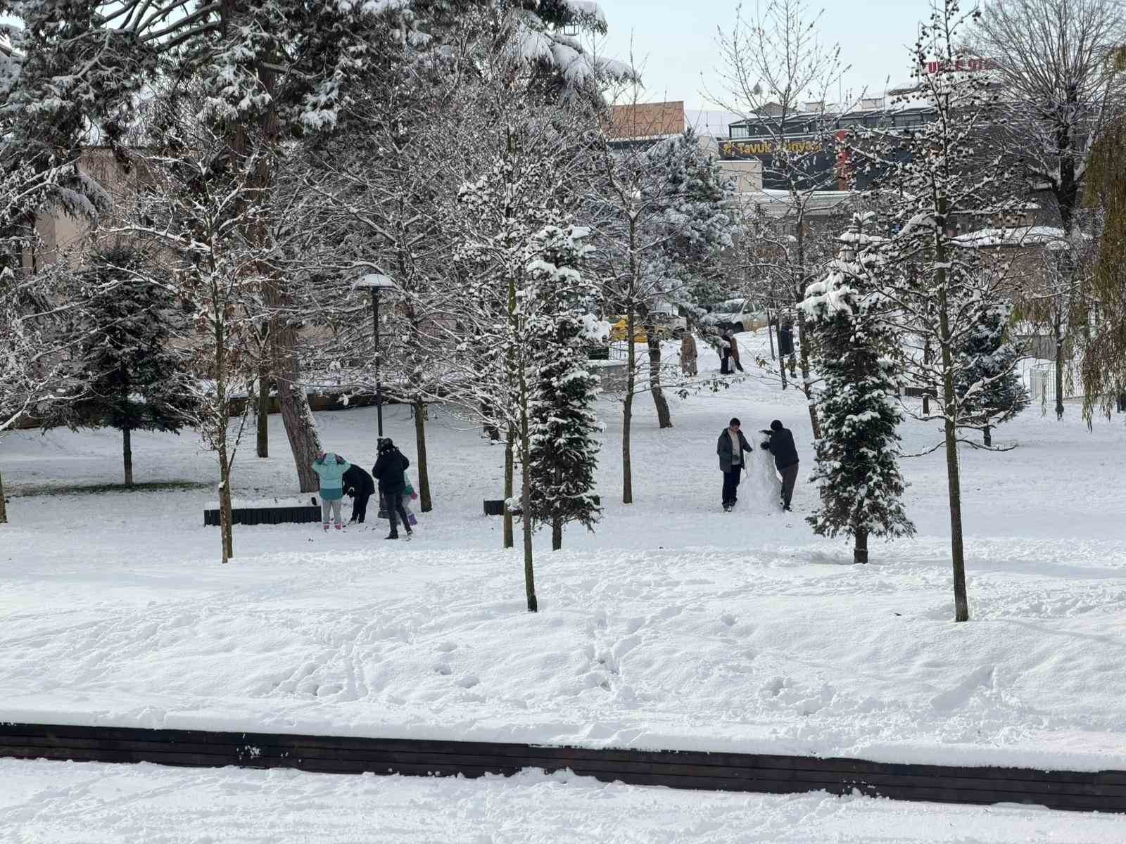 duzcede okullar 2 ocak 2026 gunu tatil edildi 2