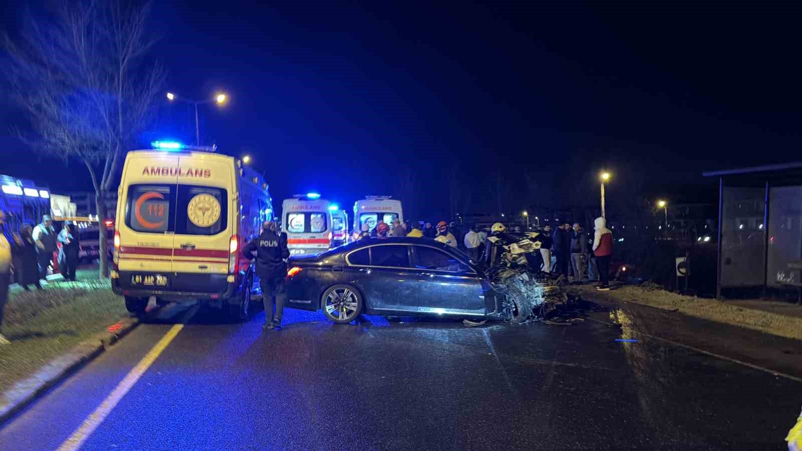 duzcede otomobil halk otobusu ile carpisti 5 yarali 7 331nyK2G