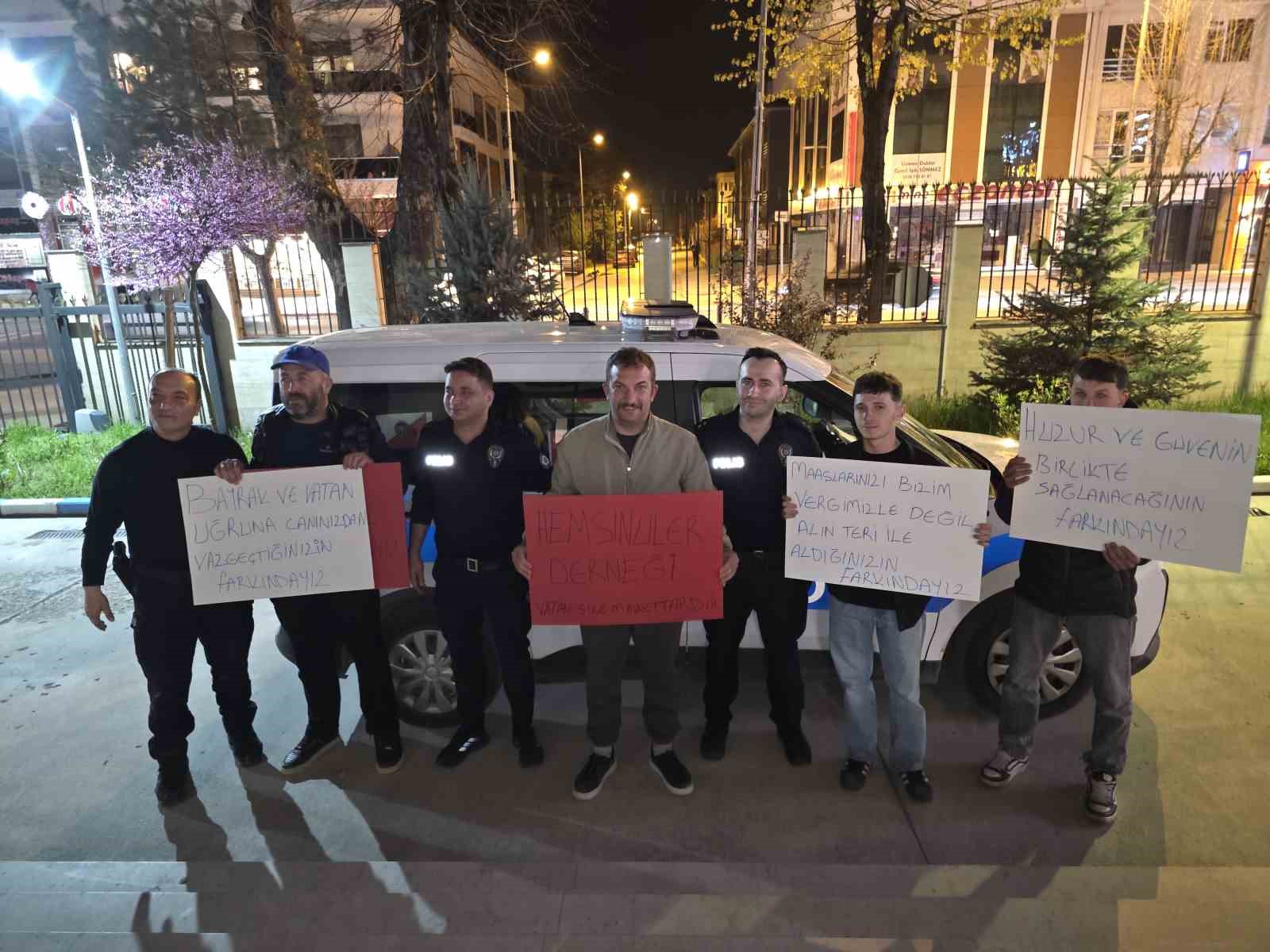 duzcede polislere anlamli surpriz iyi ki varsiniz 2 YRfqFiqJ