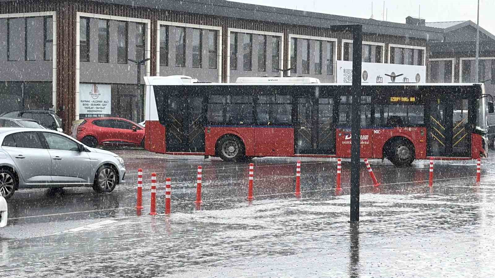 duzcede saganak yagis etkili oldu 1 LJaugagg