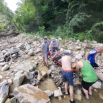 duzcede-selalede-yuruyus-yaparken-yaralanan-turist-kurtarildi-K4nCxy9Q.jpg