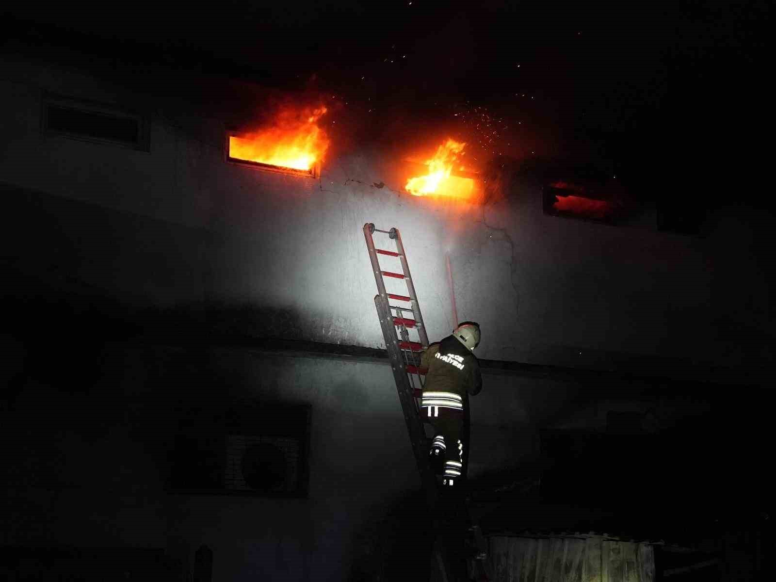 duzcede strafor fabrikasinda hasarin boyutu ortaya cikti 4 eZHfTDjY