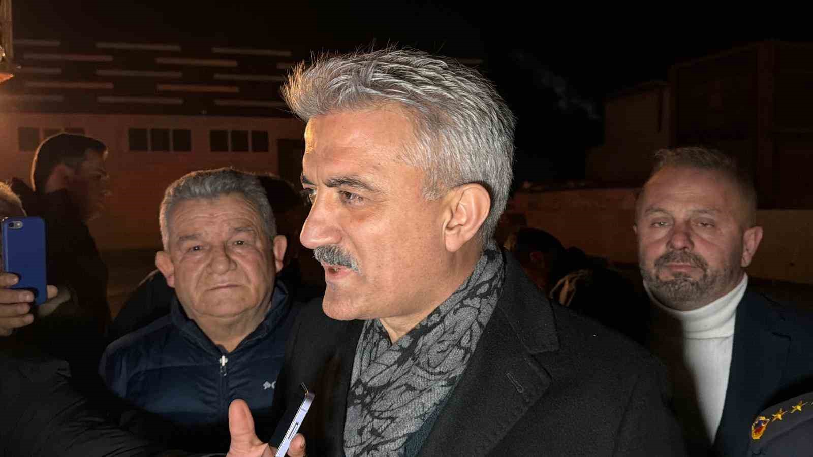 duzcede strafor fabrikasindaki yangini sondurme calismalari suruyor 0 py5rqfAM