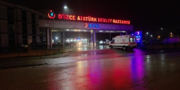 duzcede-tarim-araci-devrildi-3-yarali-Y3u9ms4U.jpg