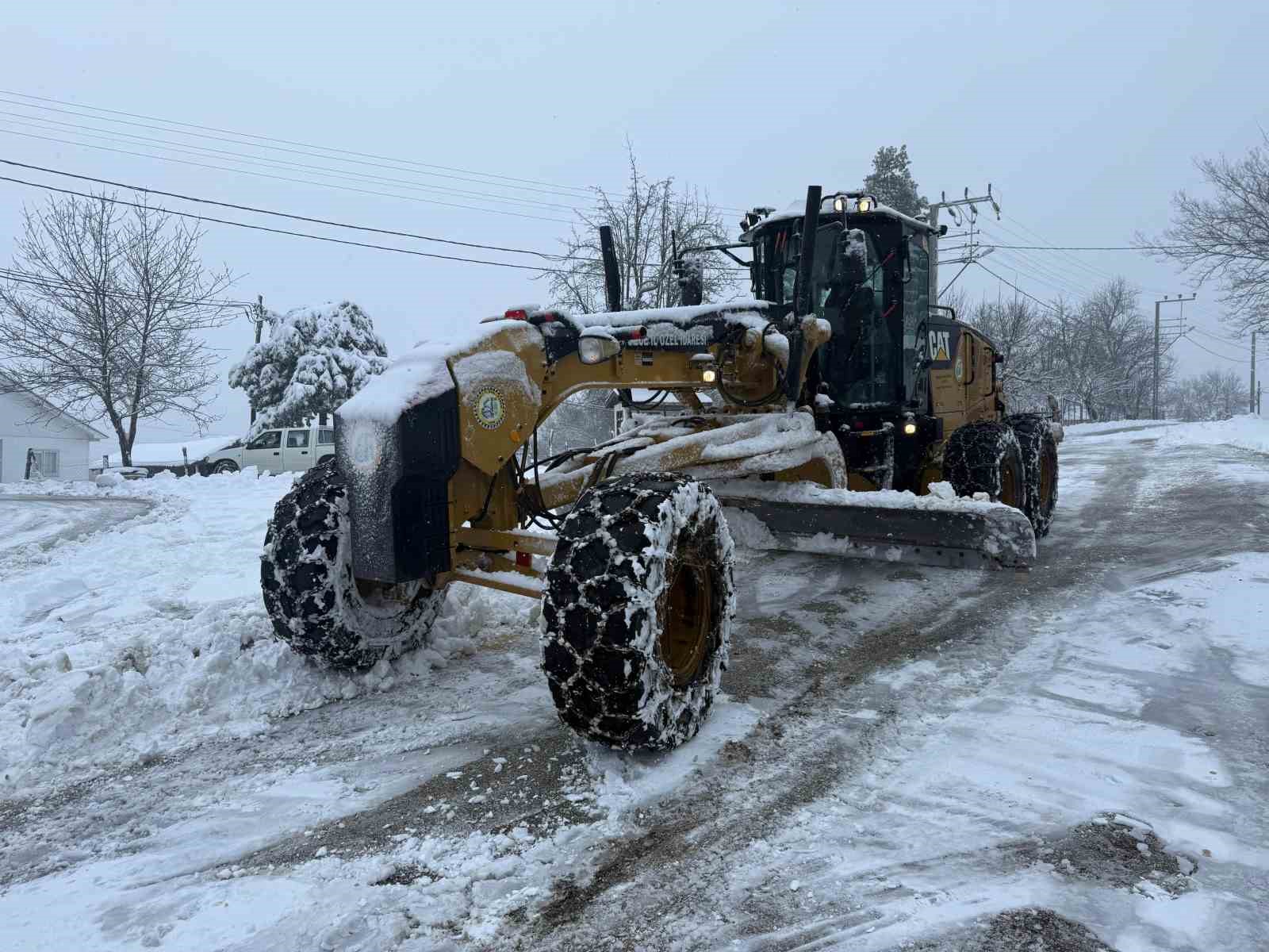 duzcede tum koy yollari trafige acik 0 UASyEI1X
