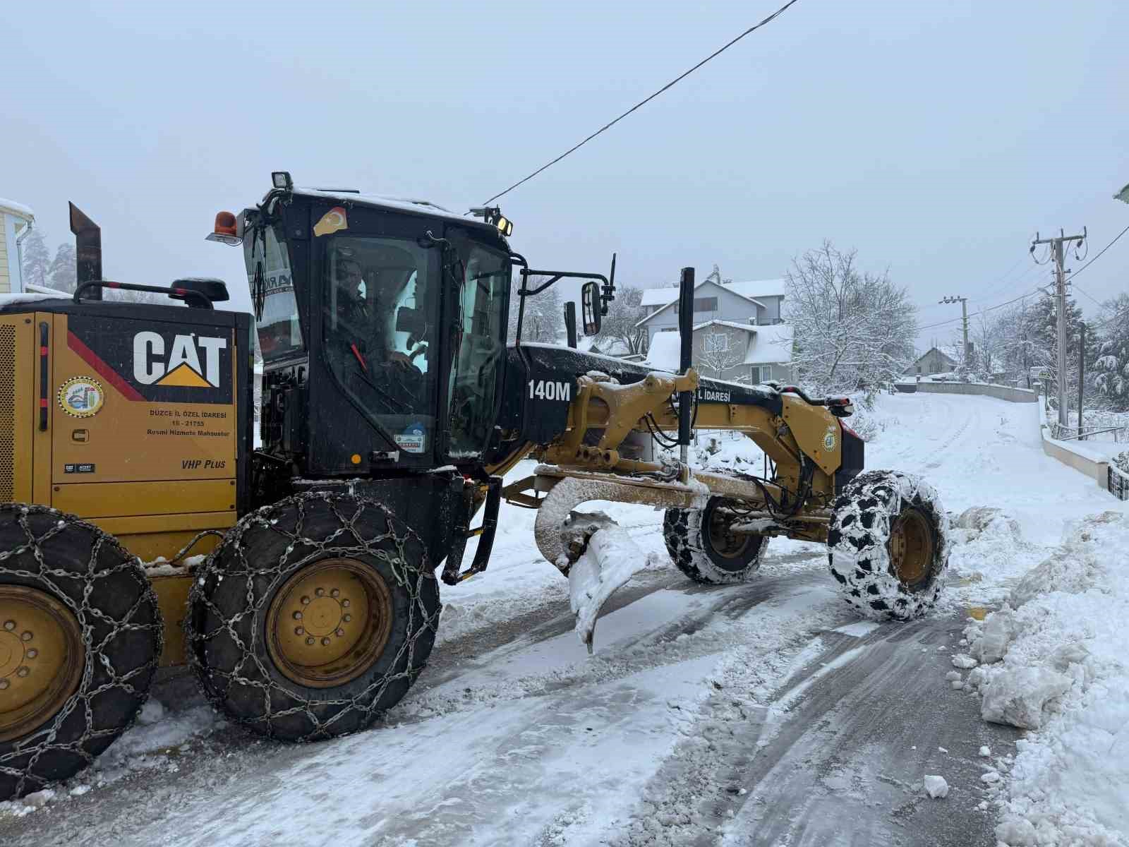 duzcede tum koy yollari trafige acik 5