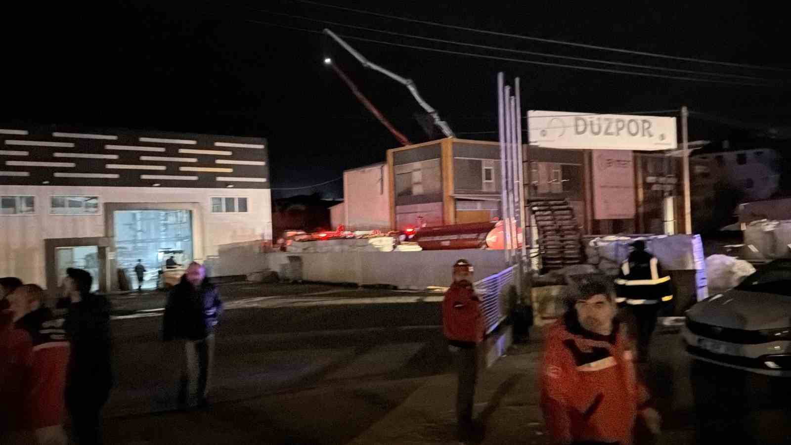 duzcedeki fabrika yangini sonduruldu 0 aKCWv97R