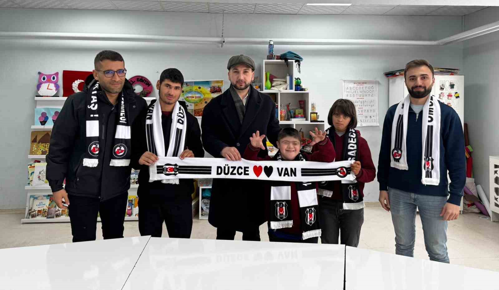 duzceden vana kardeslik eli 1 gc6rqzcP
