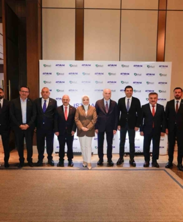 duzcenin-buyuk-yatirimlarindan-dmall-avm-aciliyor-z3iYv55y.jpg