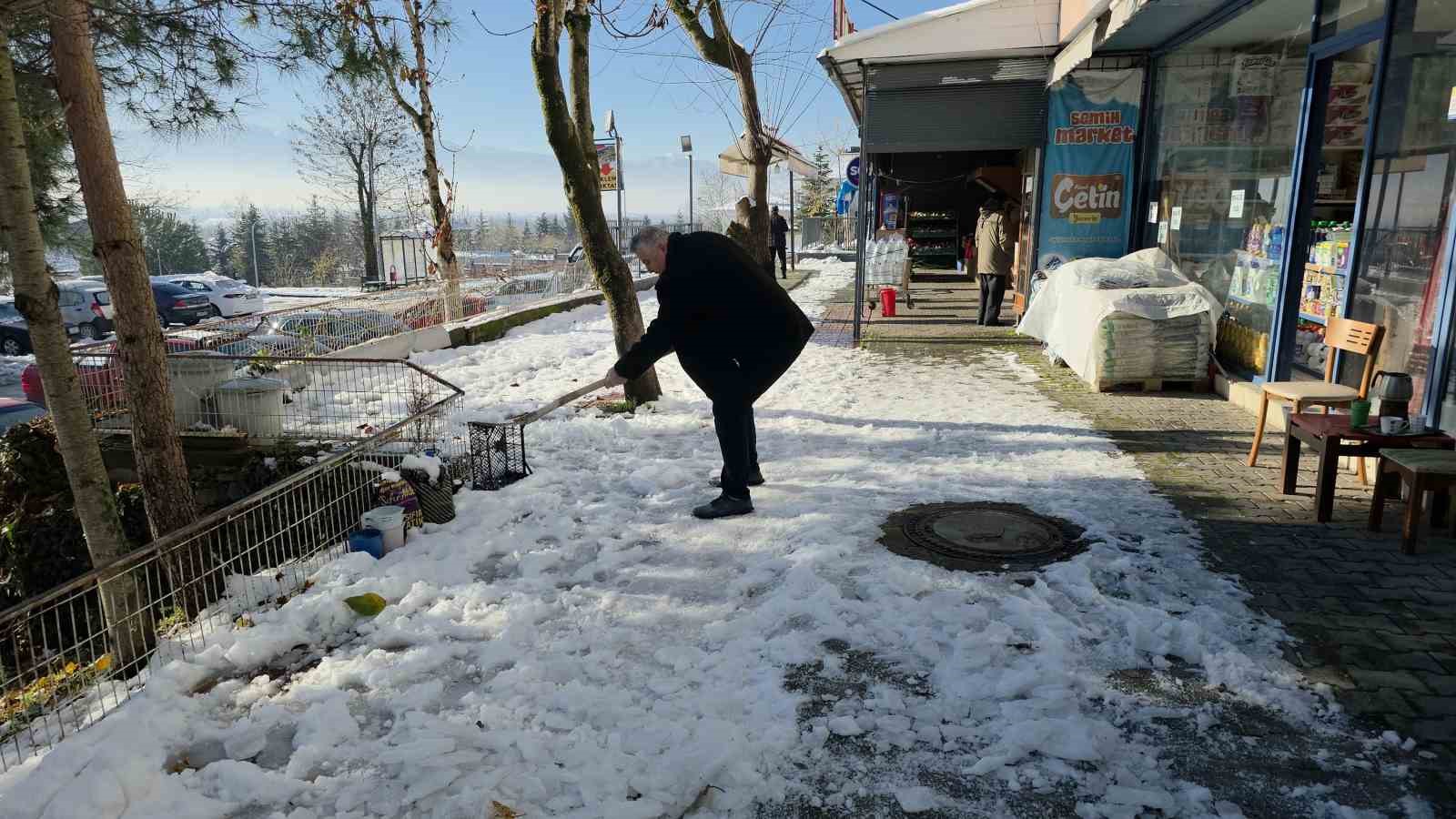 duzcenin dronlu muhtari is basinda 0 62rSPuXB