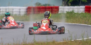 dynamic-racing-team-turkiye-karting-sampiyonasinin-ikinci-ayaginda-zirvede-9UdwzSy5.jpg