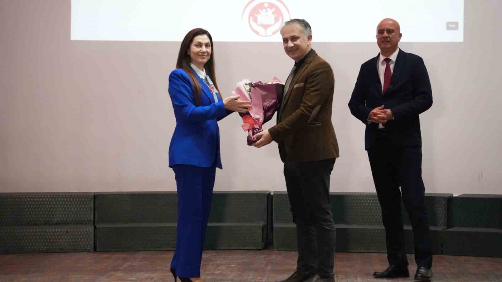 ebeveynlere 3 yas altina telefon ve tablet uyarisi 4 XS27Aiha