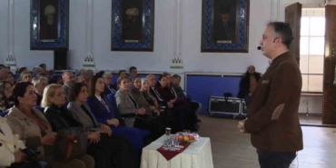 ebeveynlere-3-yas-altina-telefon-ve-tablet-uyarisi-CcnNLgKW.jpg