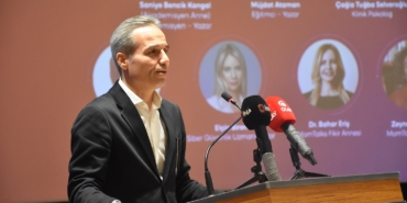 ebeveynlere-dijital-cag-rehberi-HSMtG5K7.jpg