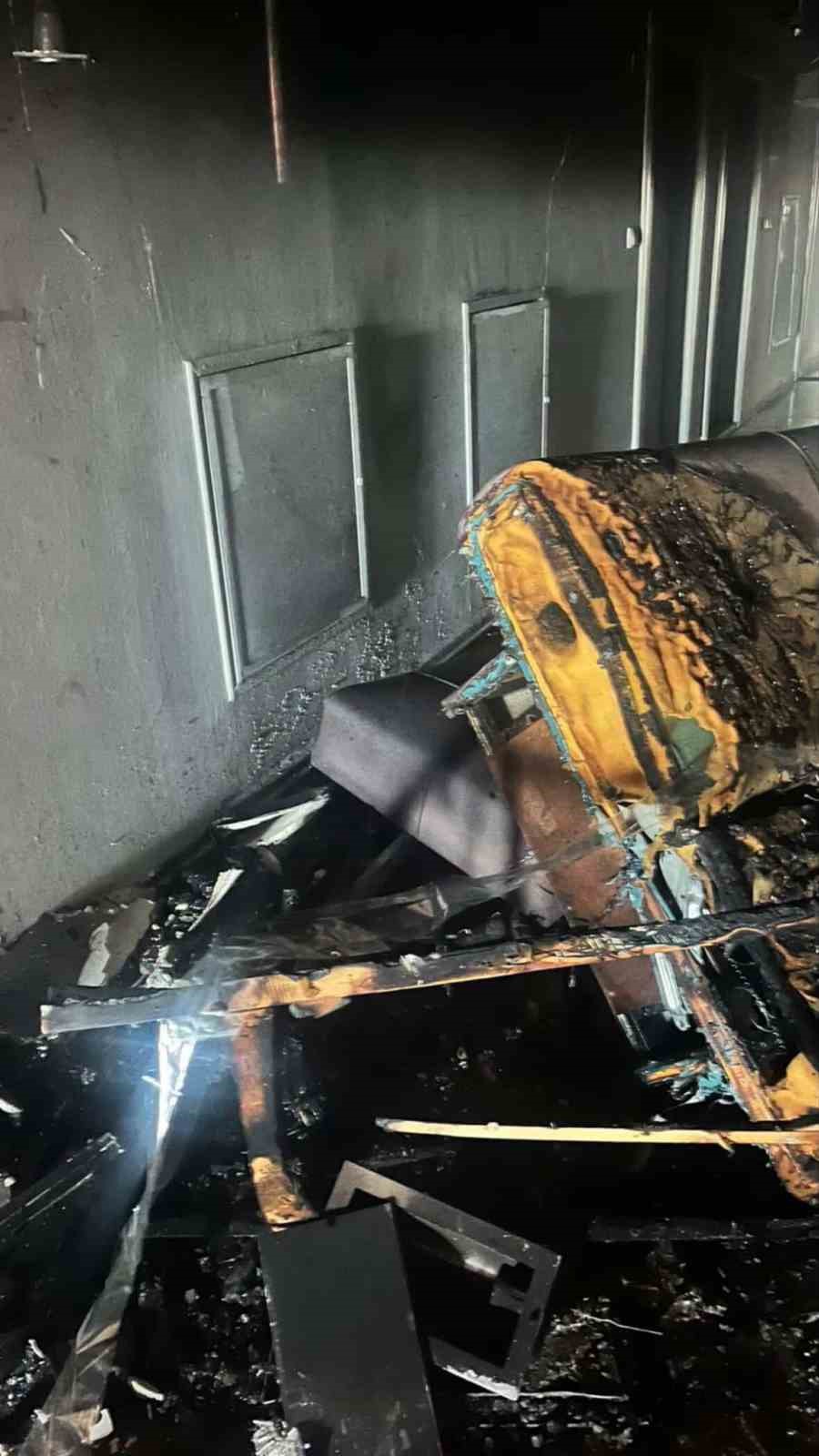 ece guneyin evi sevgilisi tarafindan atese verildi 1
