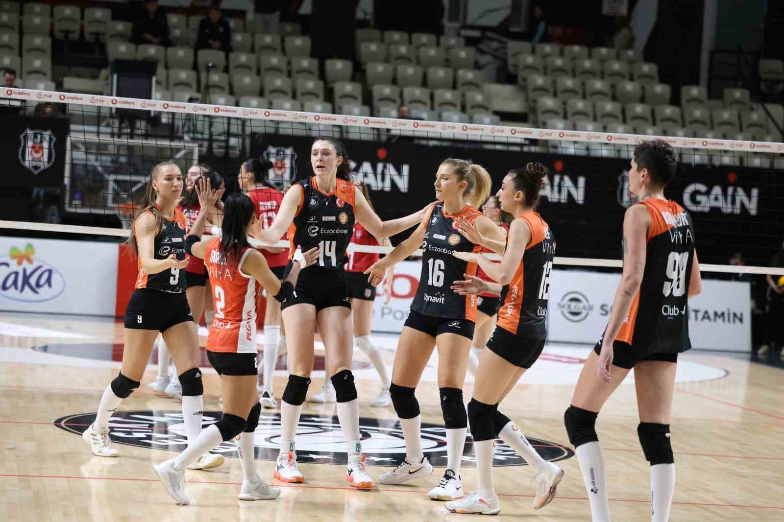 eczacibasi dynavit 5 setlik mucadeleden galip ayrildi 4 eRAEZFMS
