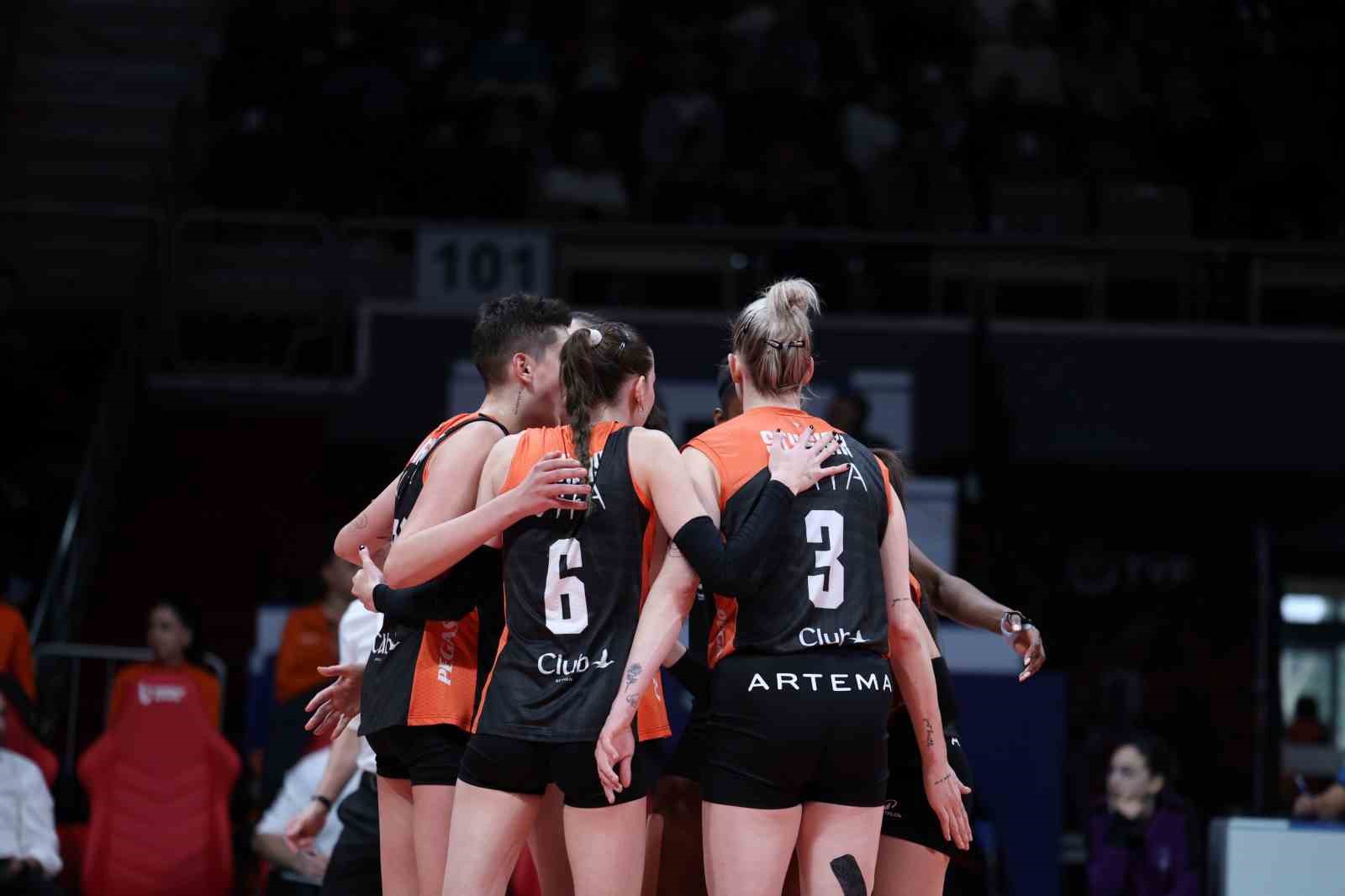 eczacibasi dynavit ankaradan 1 puanla dondu 0 RpkrScf4