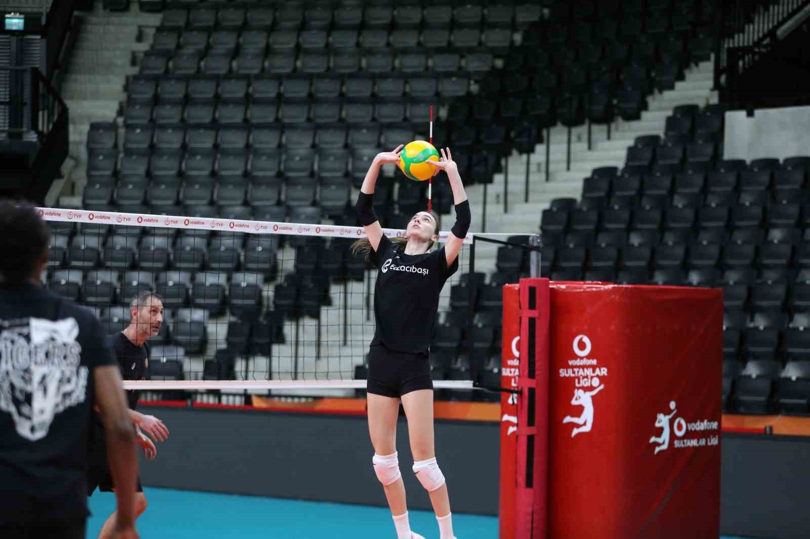 eczacibasi dynavit besiktas karsisinda 1 IdkrcMCj