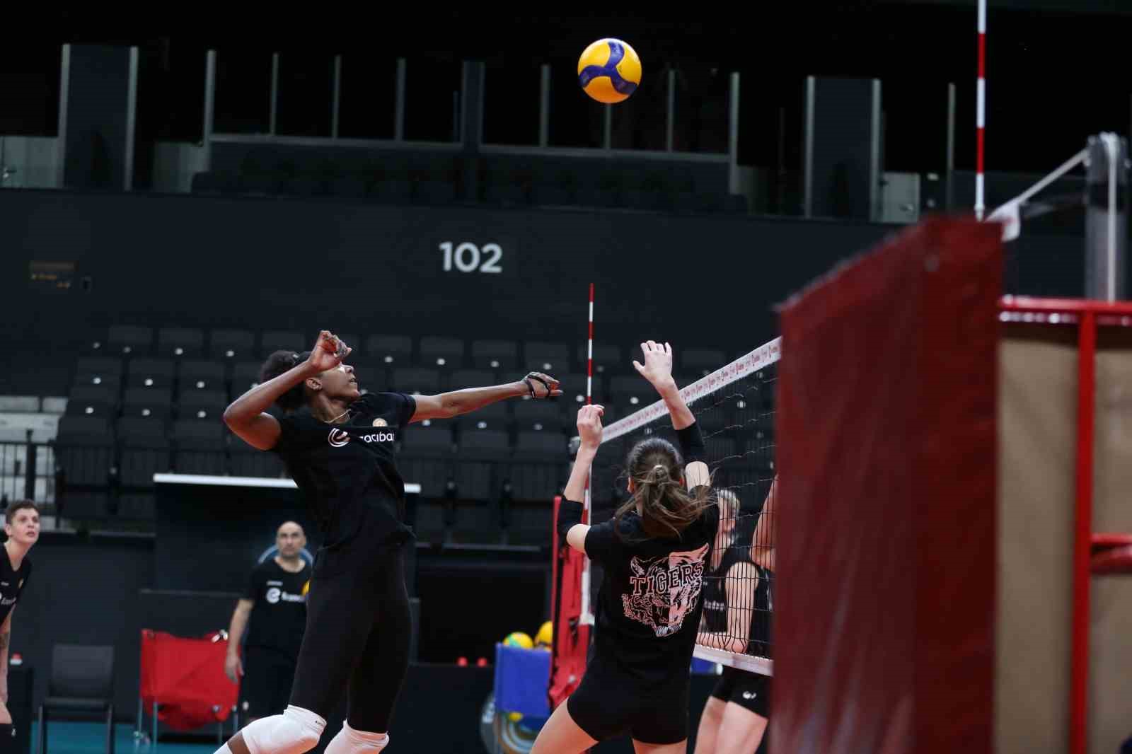 eczacibasi dynavit besiktas karsisinda 6 hZrbe35S