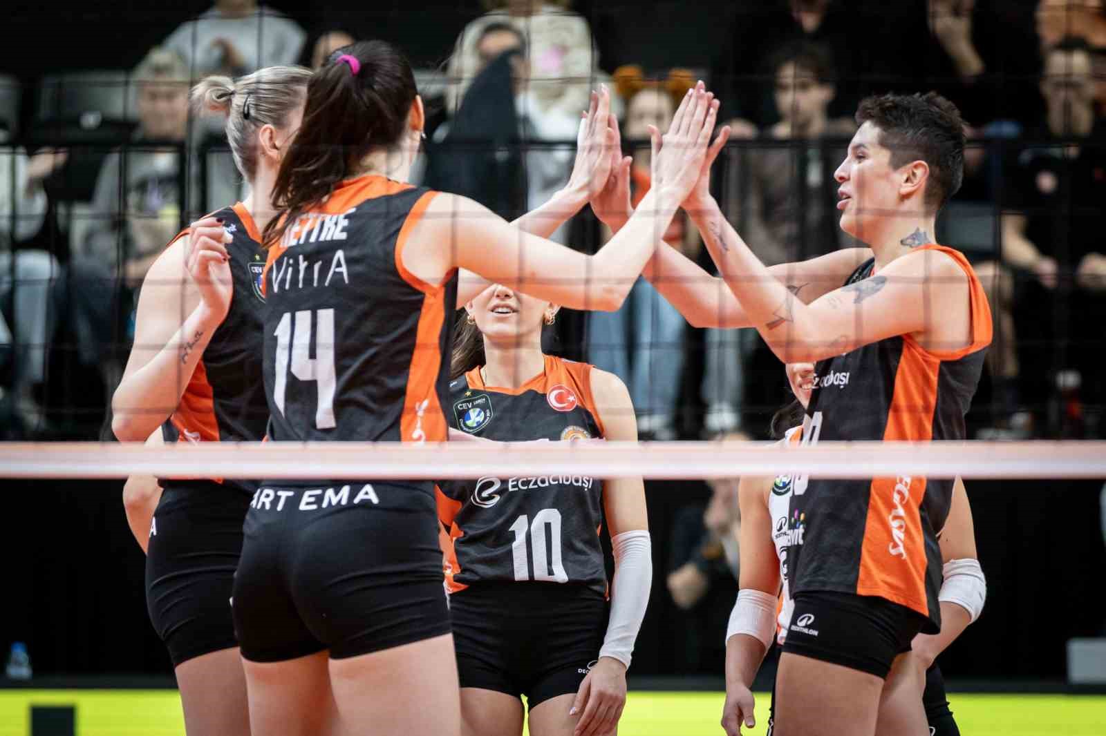 eczacibasi dynavit besiktasi 3 0 maglup etti 2