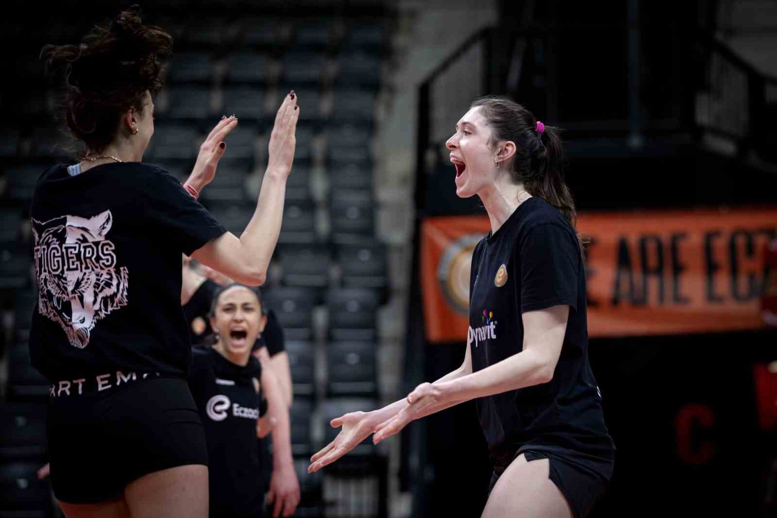 eczacibasi dynavit ceyrek finalde developres rzeszow karsisinda 3 85Snbe1M
