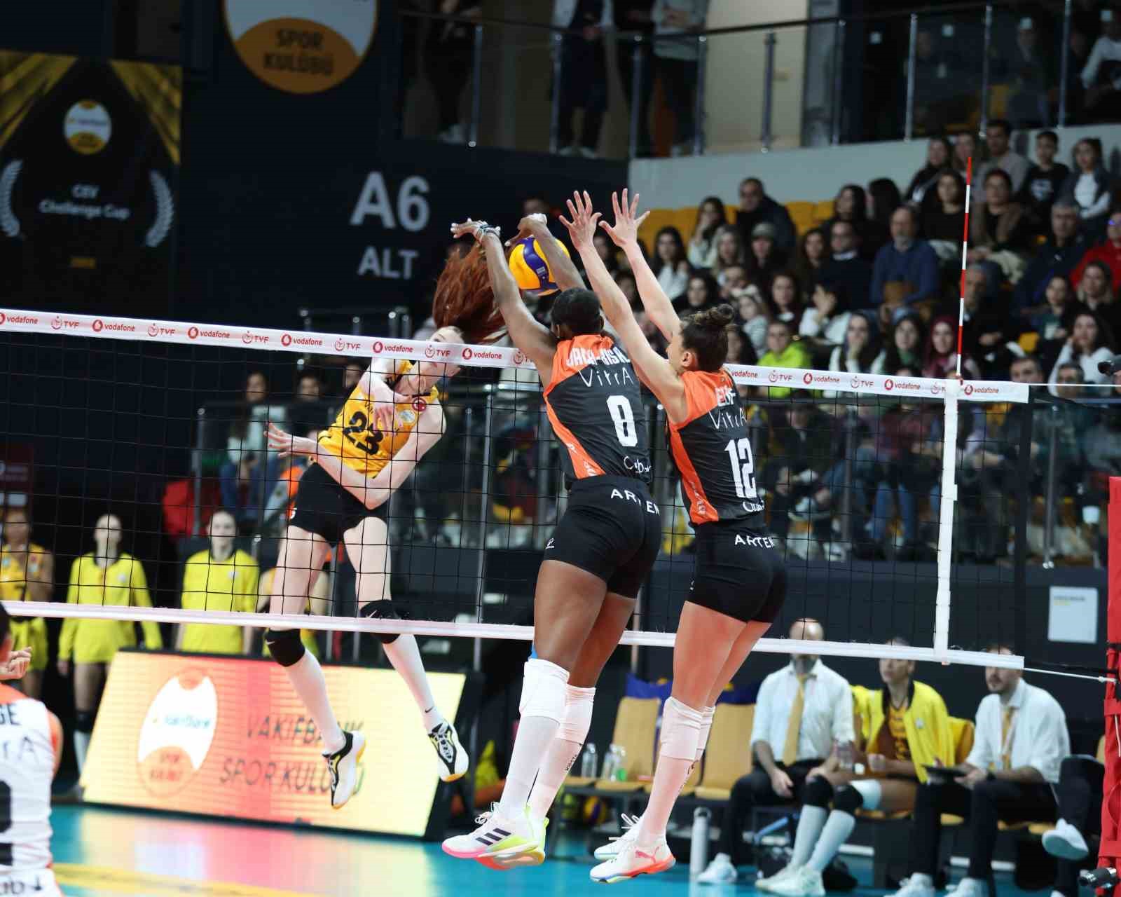 eczacibasi dynavit derbide v banki 3 1le gecti 5 BpRc3p15