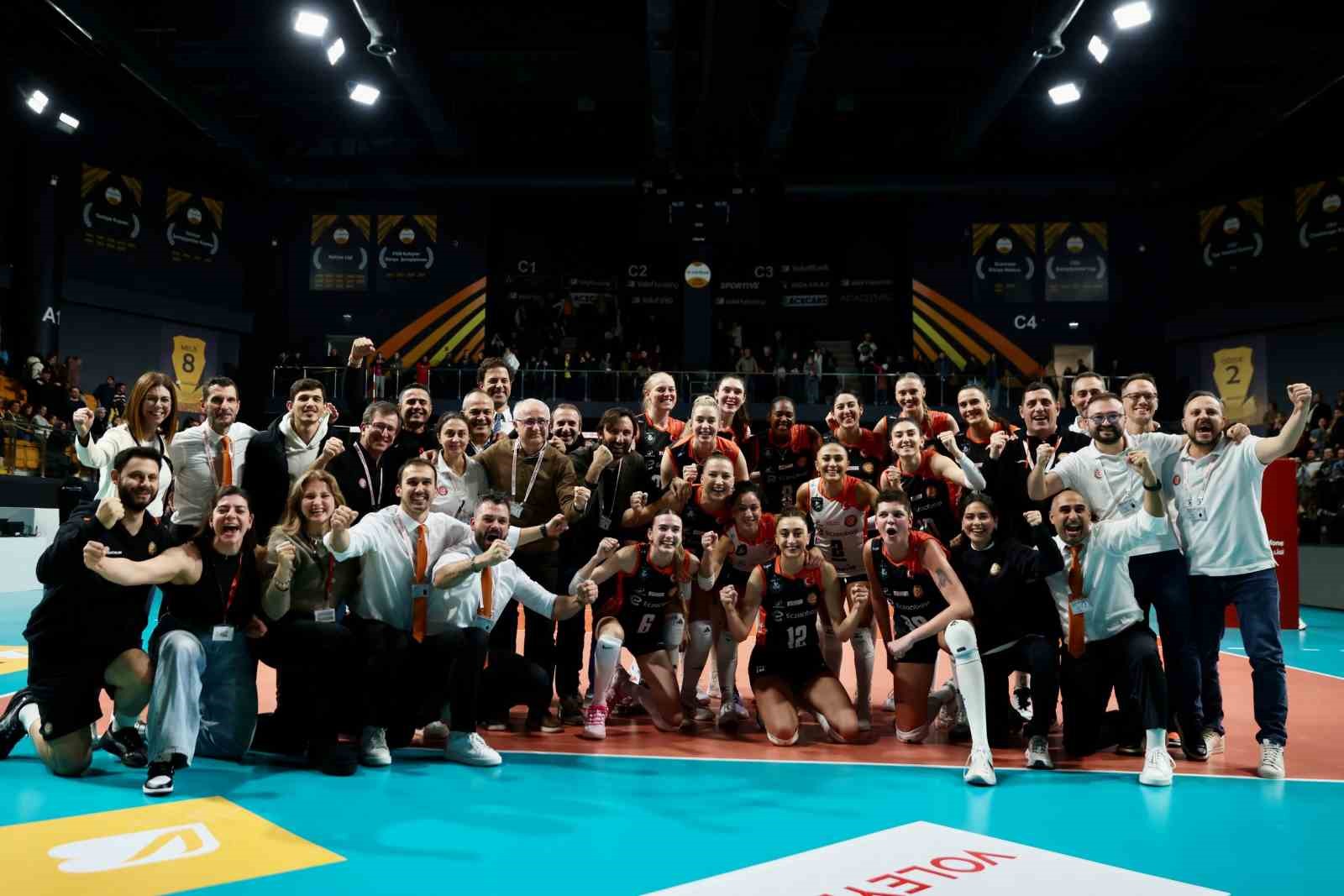 eczacibasi dynavit derbide v banki 3 1le gecti 6 4dPWL5WA