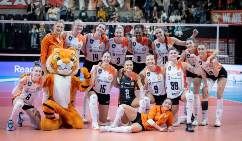 eczacibasi-dynavit-evinde-galip-1li41ZiF.jpg