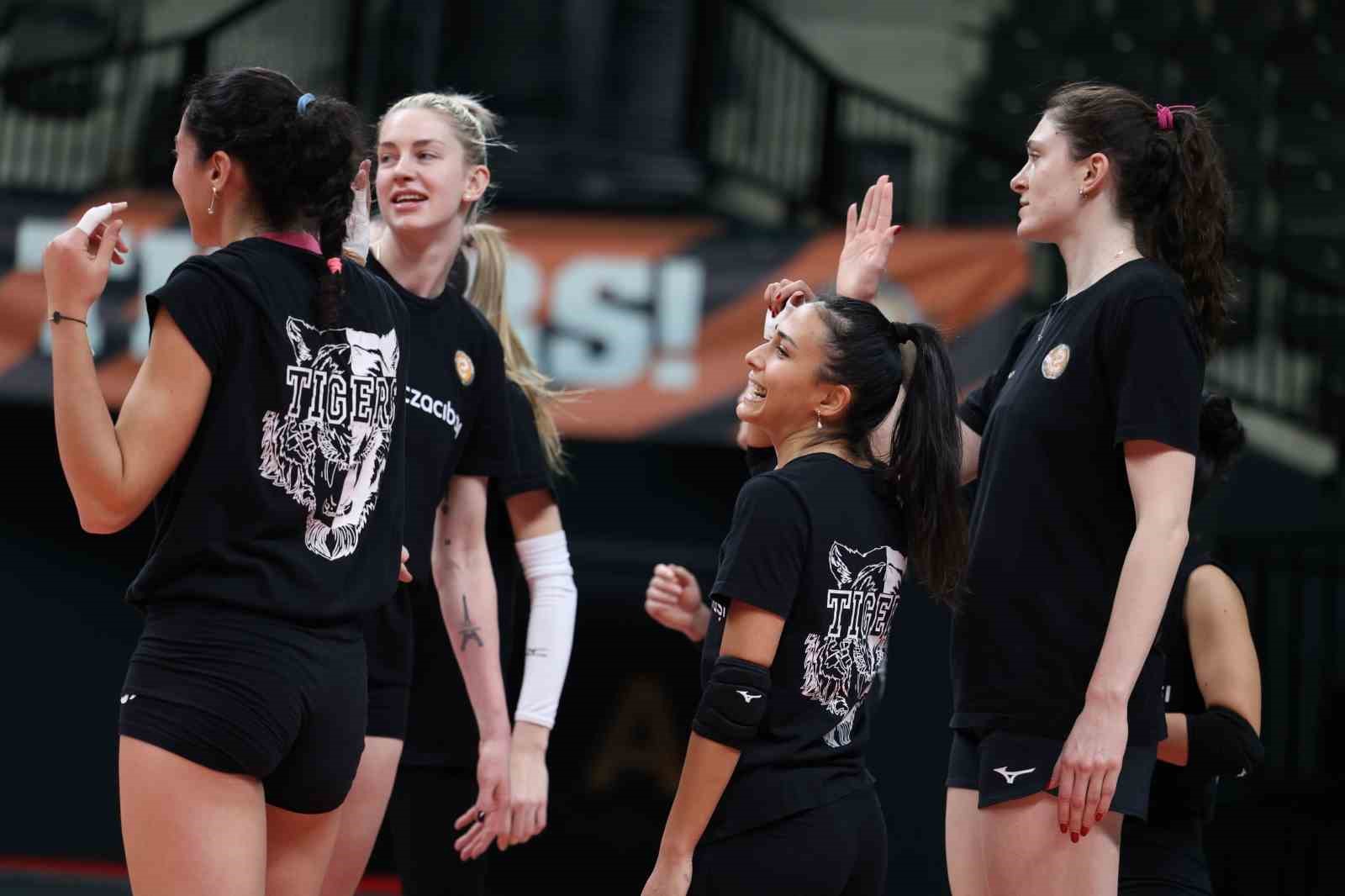 eczacibasi dynavit evinde vero volley ile karsilasacak 0 da17Ng2E