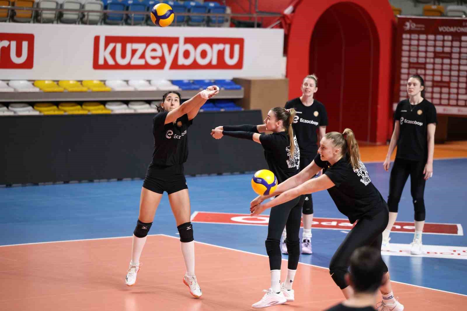 eczacibasi dynavit ikinci yarinin ilk karsilasmasina hazir 0 eU6RtIJH