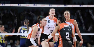 eczacibasi-dynavit-kupa-voleyde-adini-finale-yazdirdi-JByATcsS.jpg