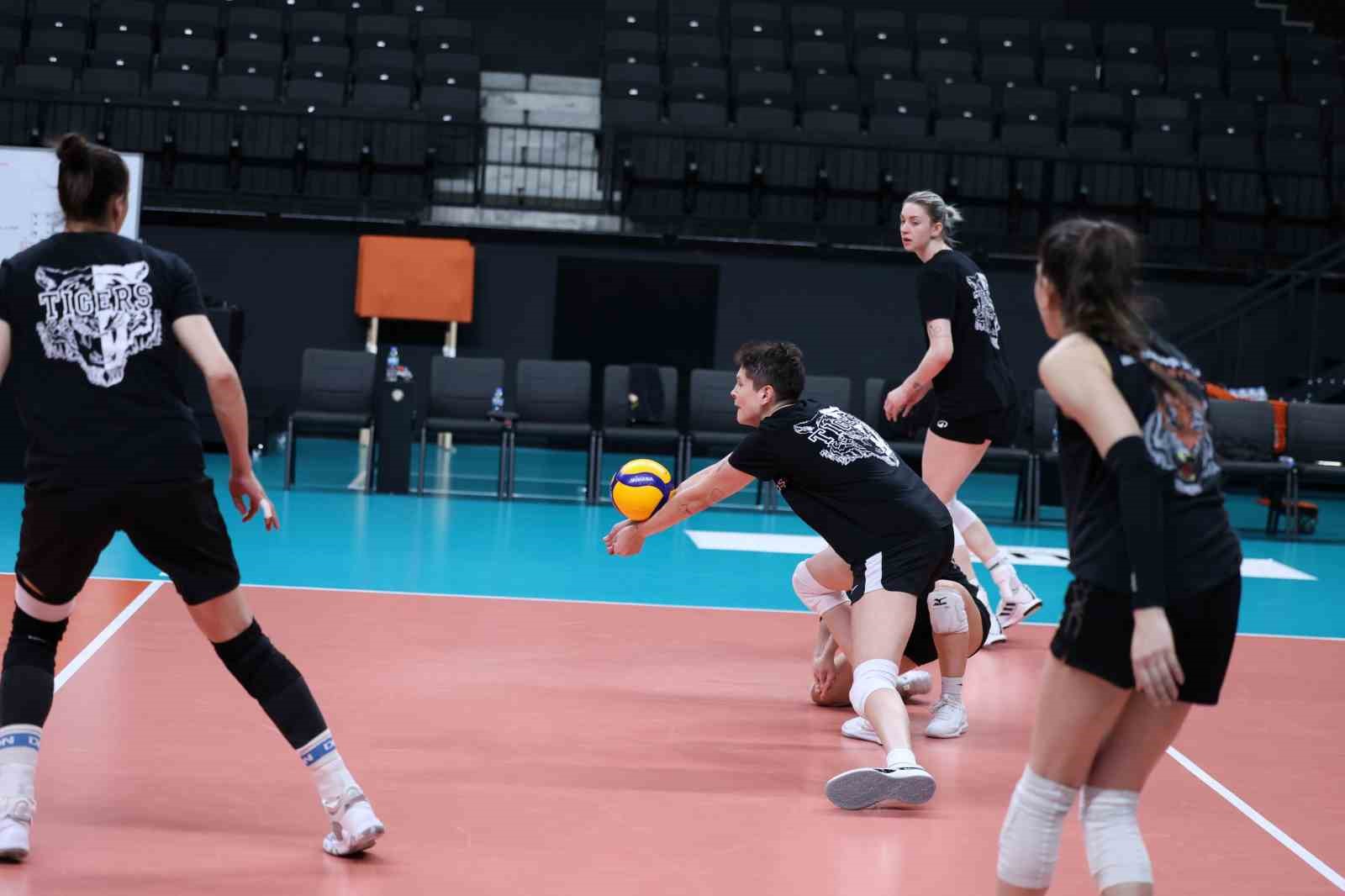 eczacibasi dynavit play off 3 4 etabi ilk macina hazir 0 NRsOZn8I