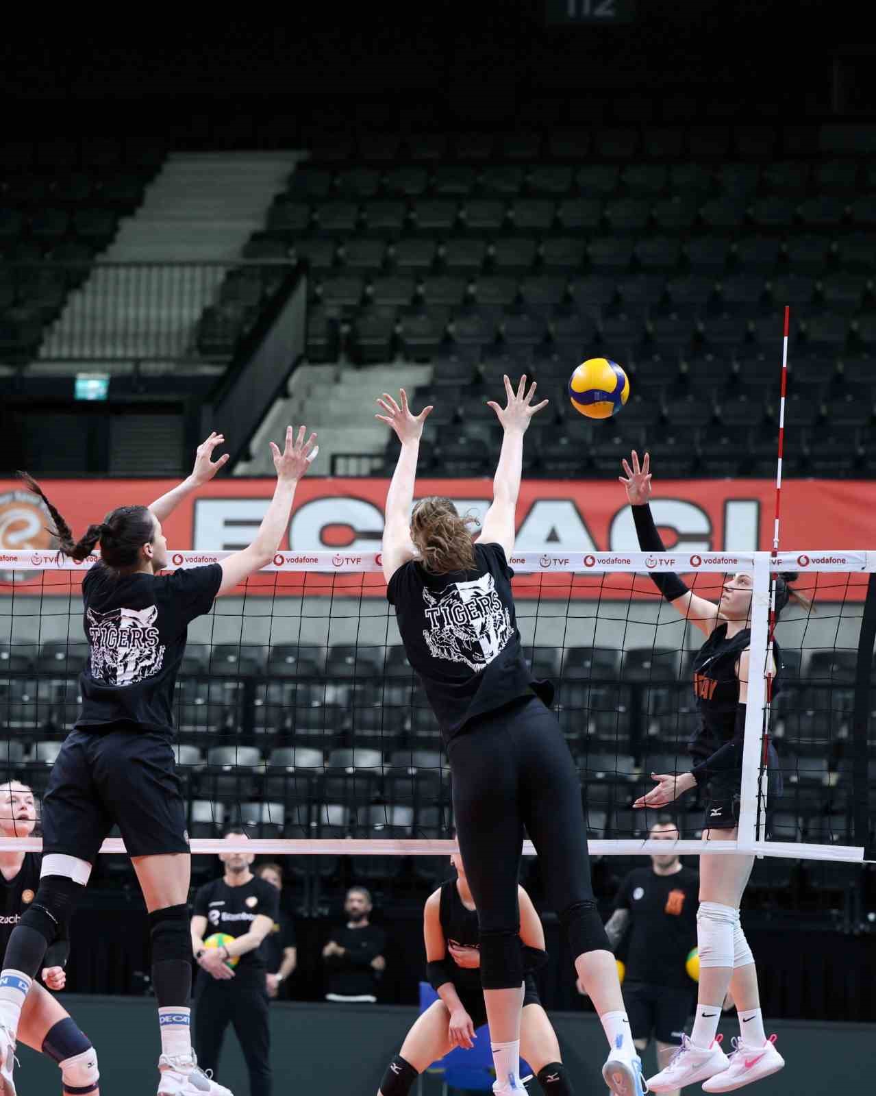 eczacibasi dynavit yari final ilk macina cikiyor 3 LCkr4UpU
