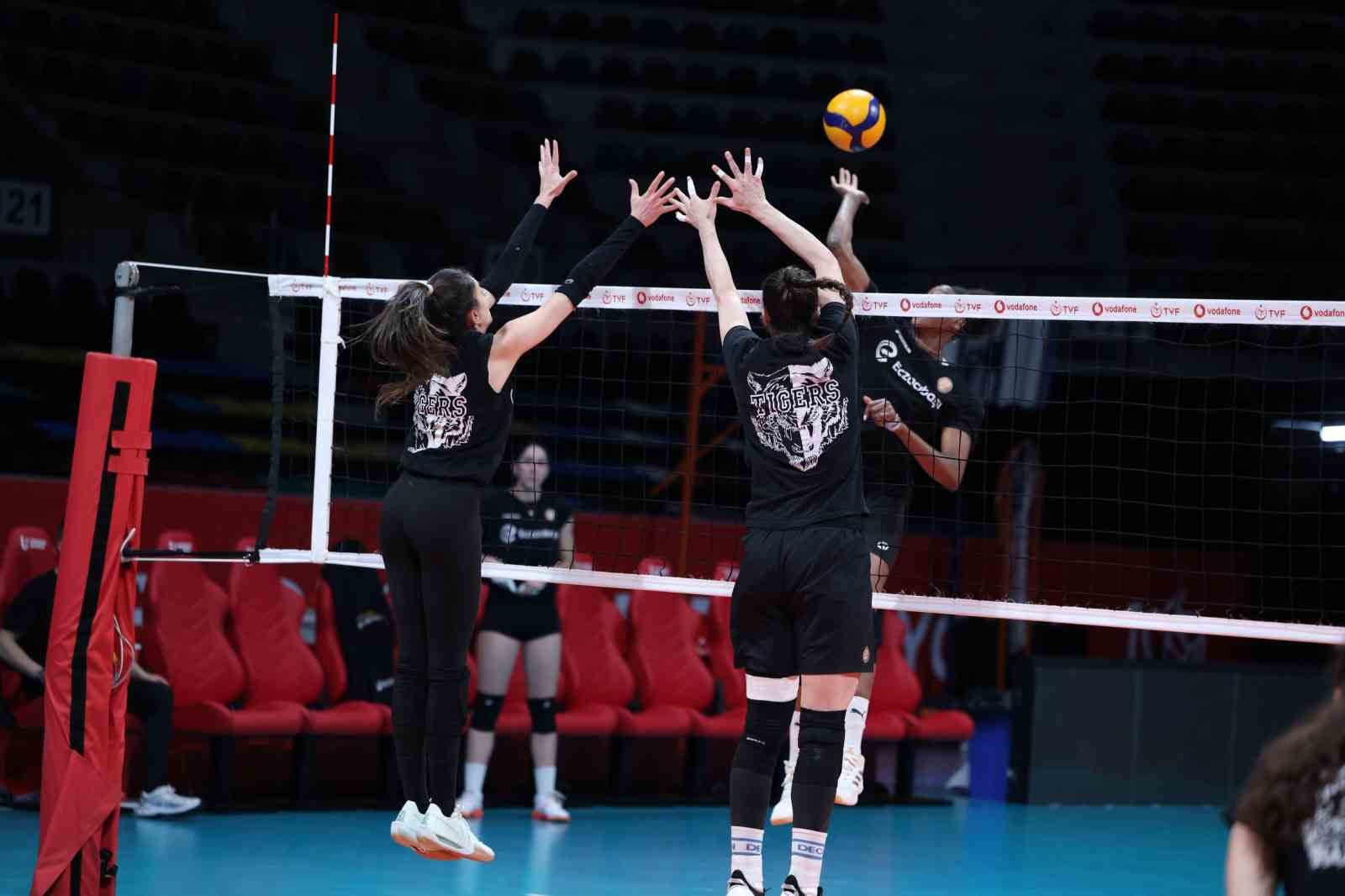 eczacibasi dynavit zeren spor karsisinda galibiyet ariyor 4 LeNDCWjC