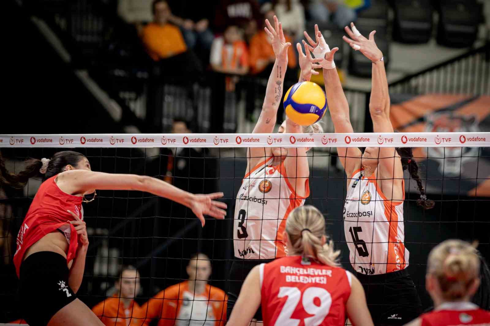 eczacibasi dynavitten 3 0lik net galibiyet 1 WmGnn1V7